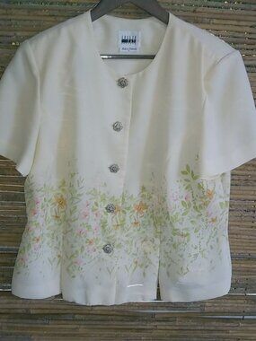 Leslie Fay 16 Yellow Floral Fitted Top Plus